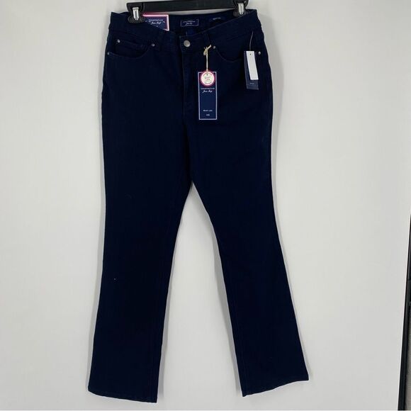 Charter Club Women’s Boot Leg Dark Jeans size 8 - Picture 1 of 3